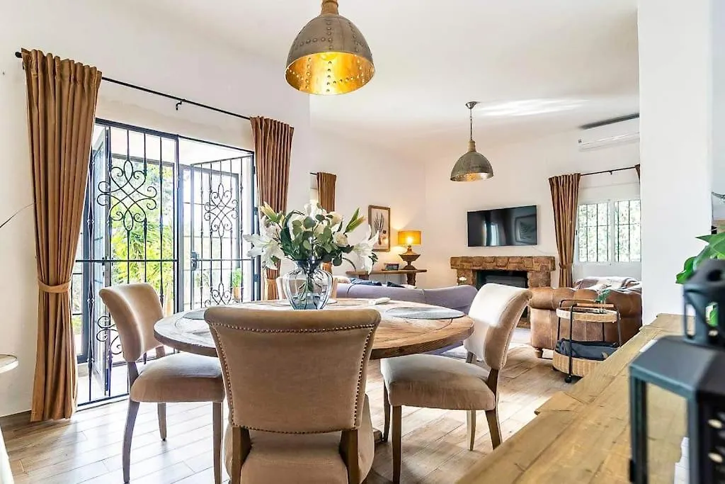 90-Cosy House With Roof Terrace In Calahonda, Mijas! Villa Sitio de Calahonda Spain